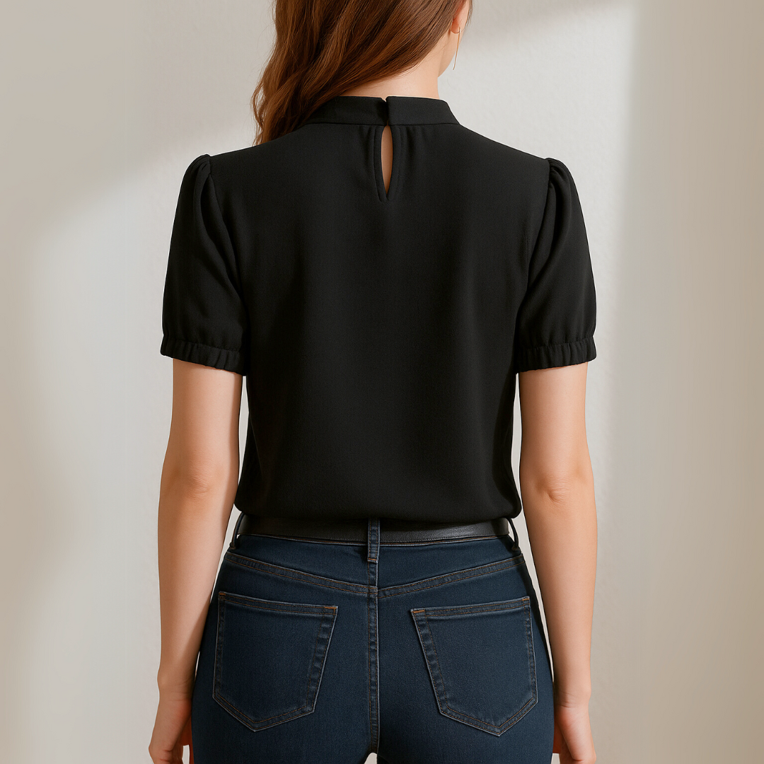N&B Inge™ | Svart plissert bluse med delte ermer