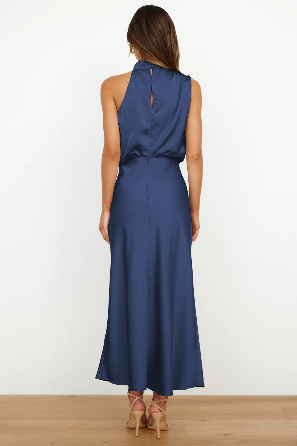 N&B™ Lydia™  | Lang kjole med halterneck