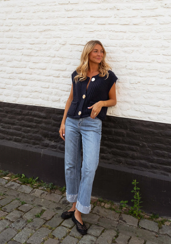 N&B™ FENJA™ | DEN ELEGANTE LAG-PÅ-LAG-VESTEN