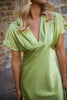 N&B™ Eleonore™ | Satengkjole med V-utringning
