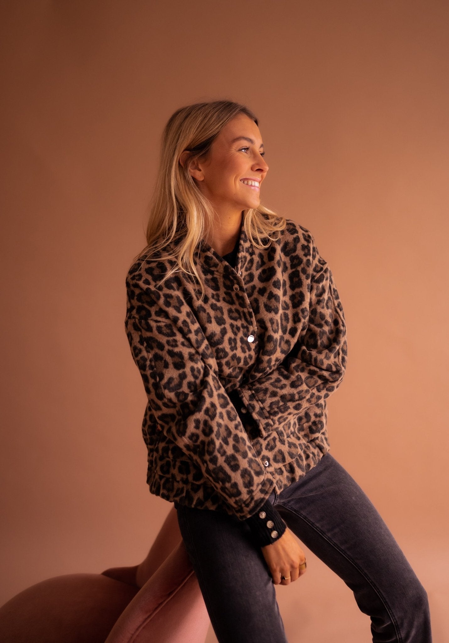 N&B Luna™ | Trendy jakke med leopardmønster